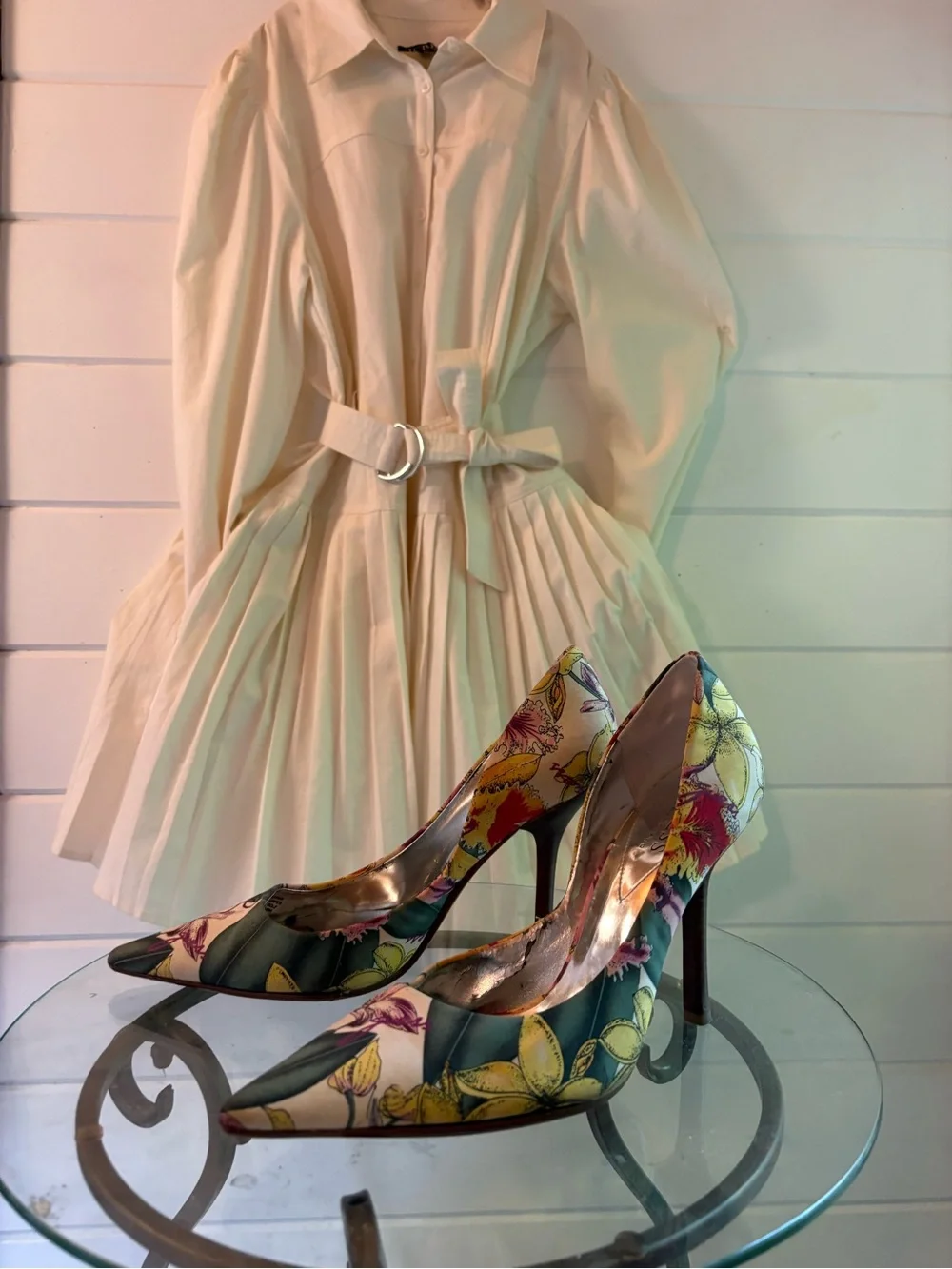 GUESS by MARCIANO👠Pointed-Toe Stiletto in MultiColorYellow &Green 🌻Floral Fabric